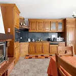 Com 4 * Apúlia