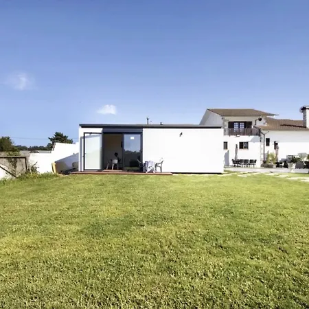 Дом отдыха Com 4 *