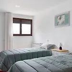 בית נופש Com 4 *