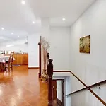 Com 4 *