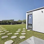 Com 4 Hébergement de vacances *