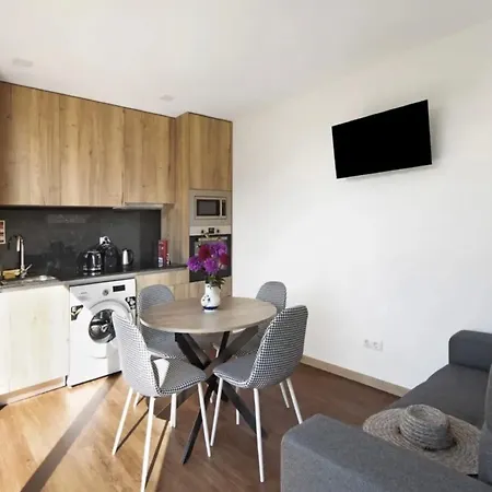 Com 4 Semesterbostad