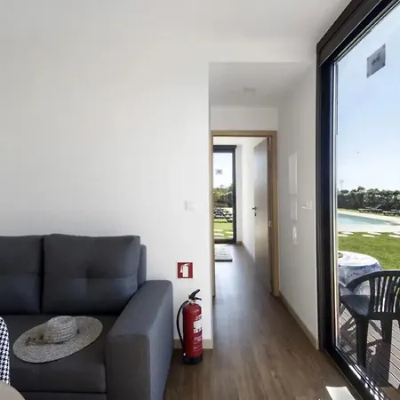 Semesterbostad Com 4 *