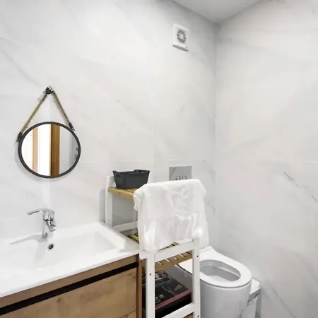 Com 4 別荘 Apúlia